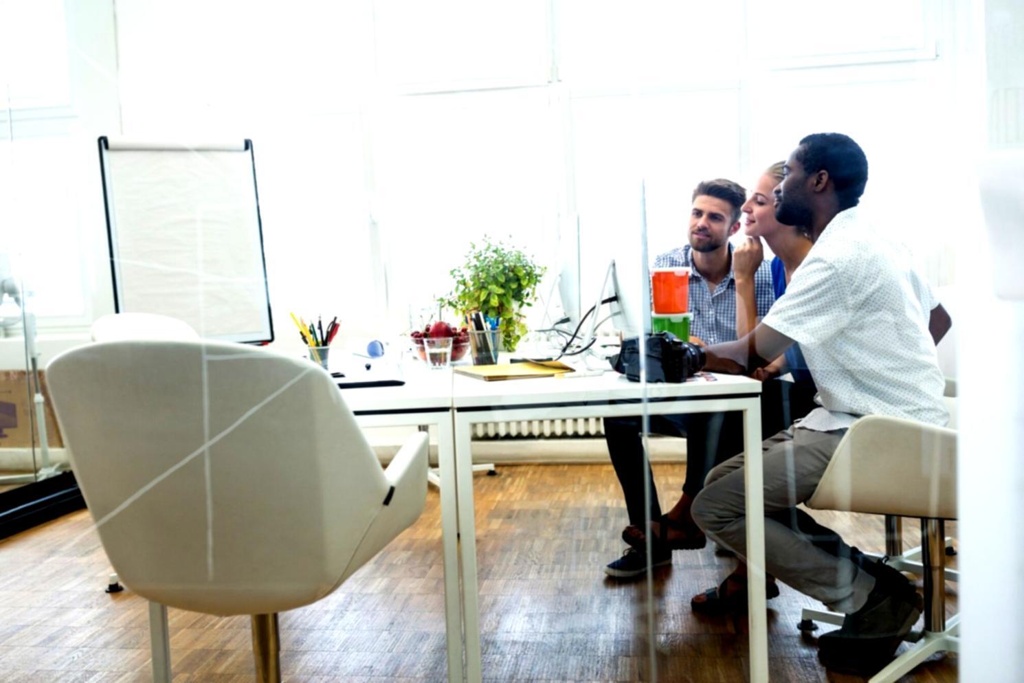 Sessione di formazione pratica sul lavoro emotivo con i clienti