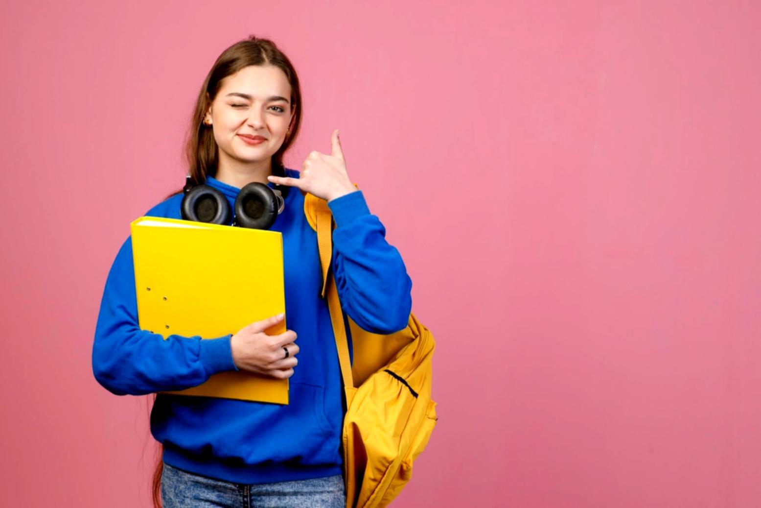 Gruppo di persone che condividono esperienze durante una sessione di lavoro emotivo